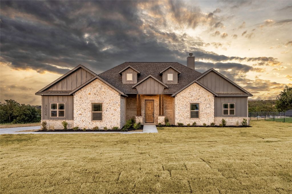 7004 Ranch View Place, Springtown, TX 76082 — photo 1