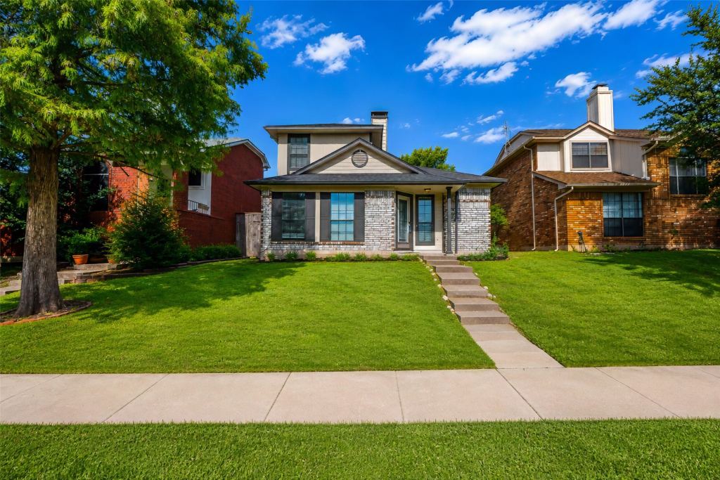 2927 Peninsula Way, Carrollton, TX 75007 — photo 1