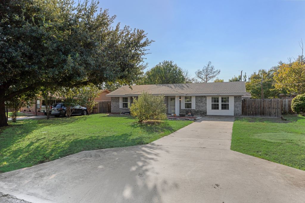 244 Richard Lane, Azle, TX 76020 — photo 1
