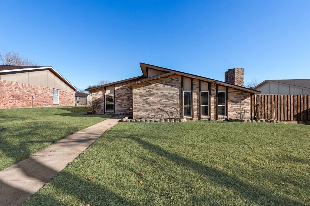3422 Knoll Point Drive, Garland, TX 75043 — photo 1