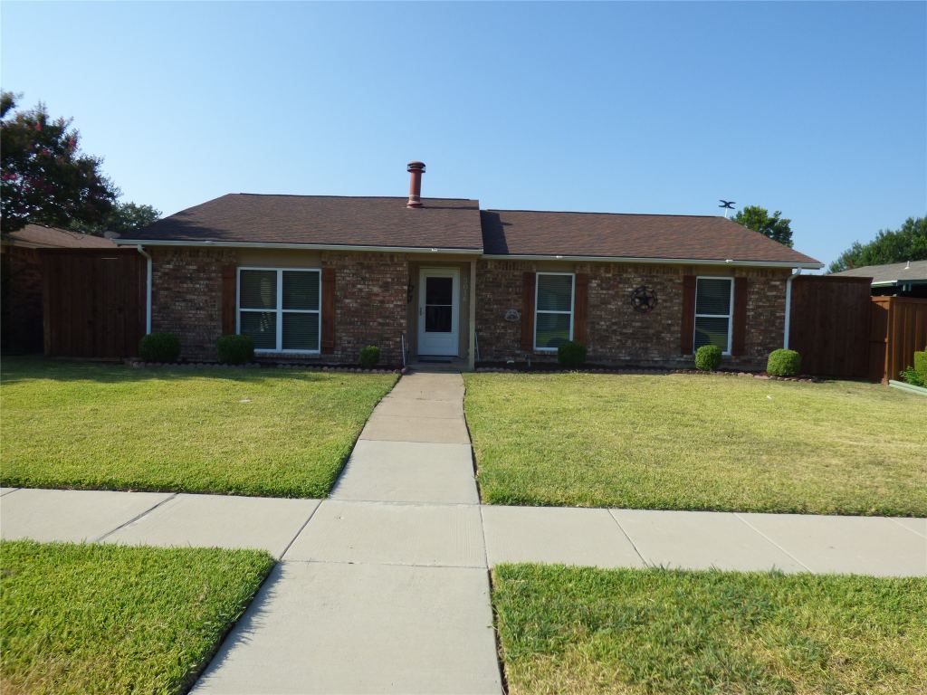 5016 Roberts Drive, The Colony, TX 75056 — photo 1