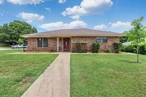 2307 Arapaho Drive, Denison, TX 75020 — photo 1