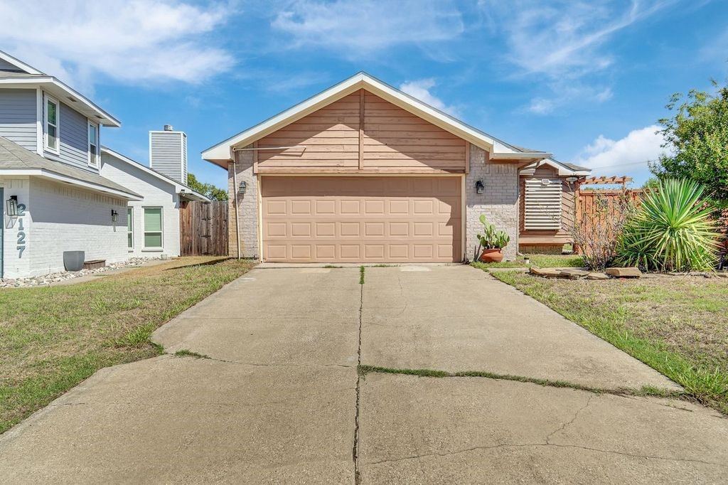 2129 Stradivarius Lane