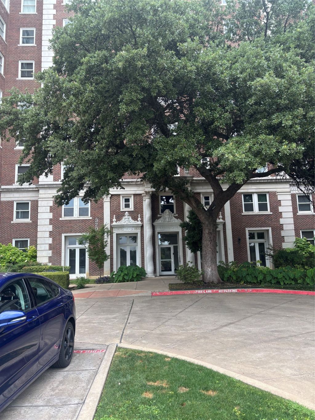 329 E Colorado Boulevard 404, Dallas, TX 75203 — photo 1