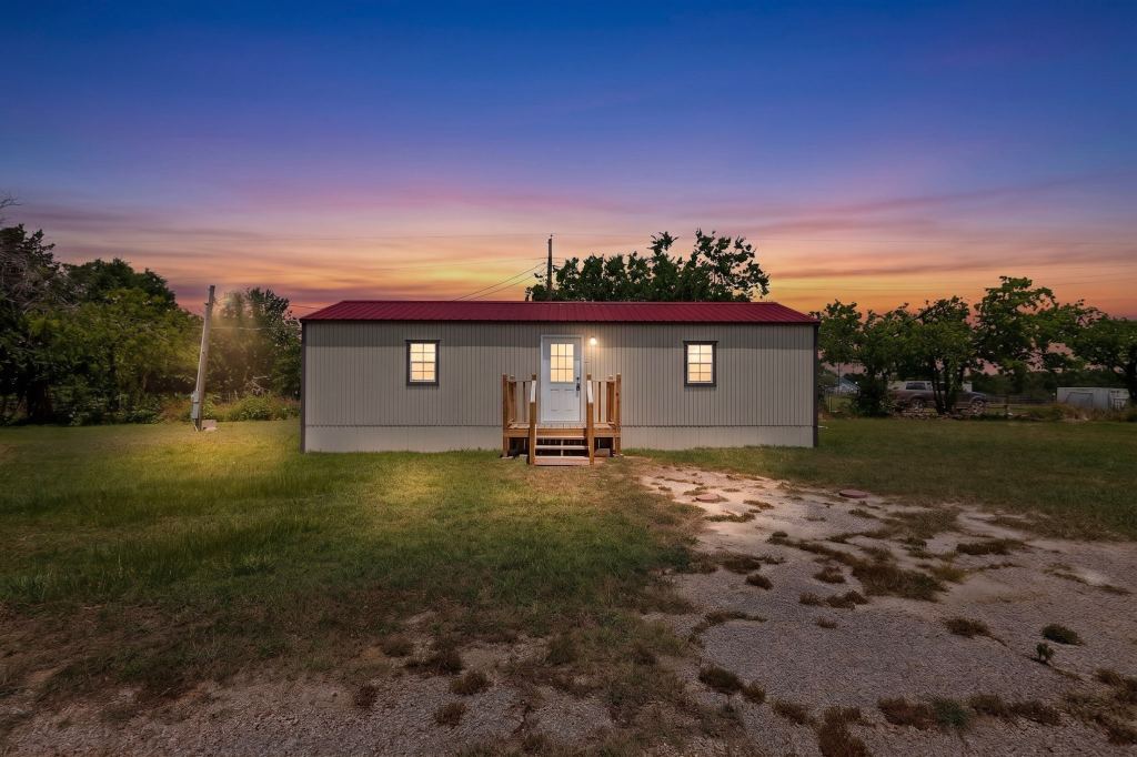1657 E 2nd Street, Cleburne, TX 76031 — photo 1