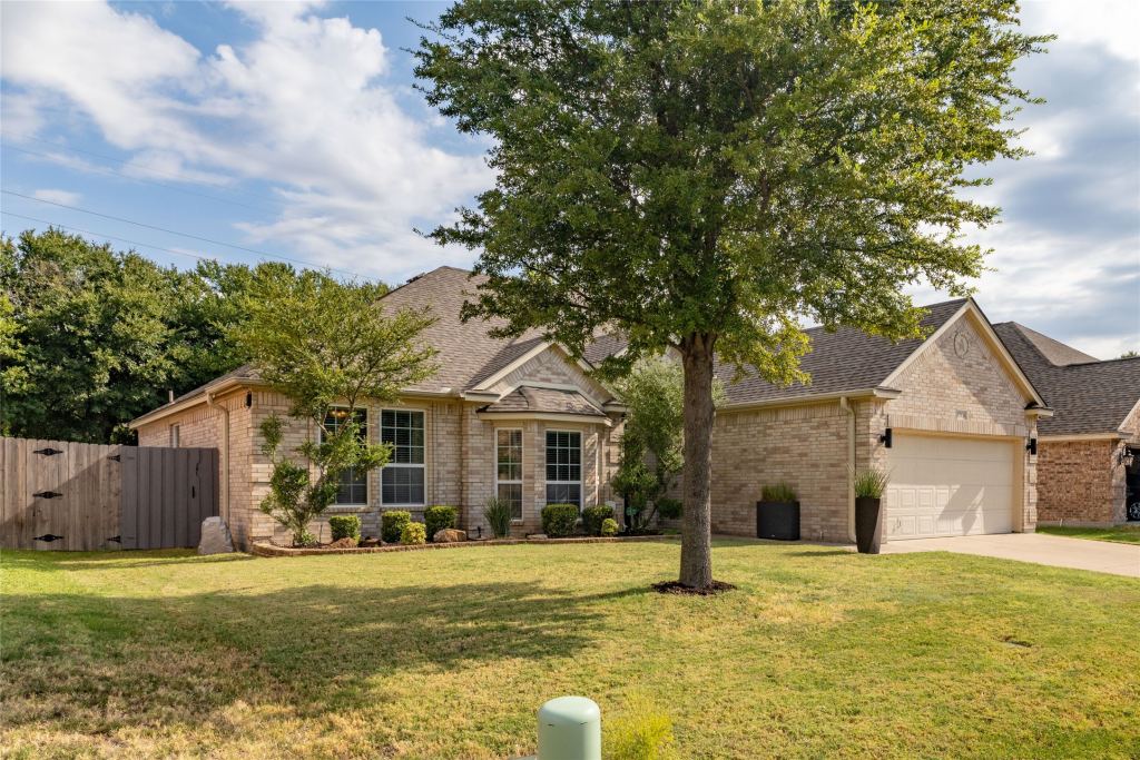 8308 Teja Trail, Benbrook, TX 76126 — photo 1