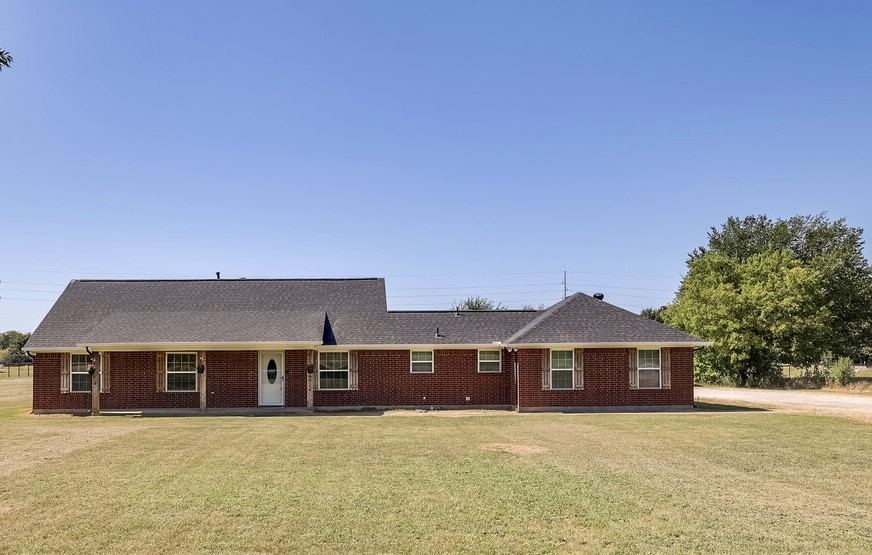 4024 J Rendon Road