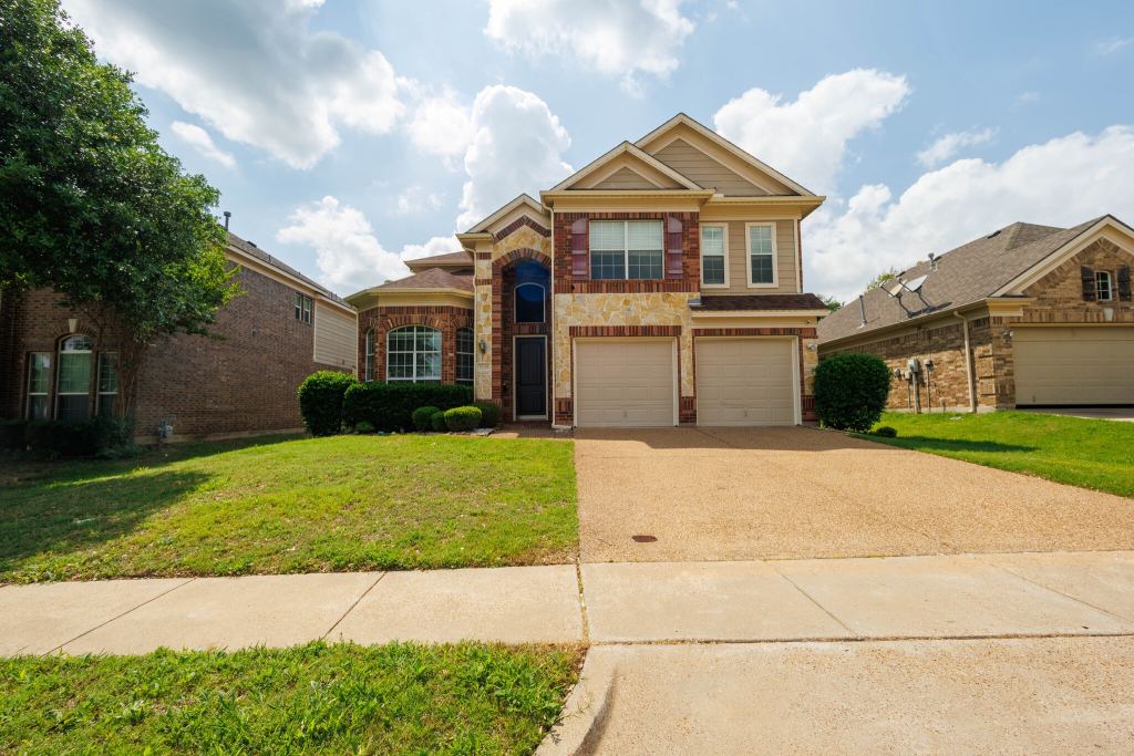 5159 Welara Drive, Grand Prairie, TX 75052 — photo 1