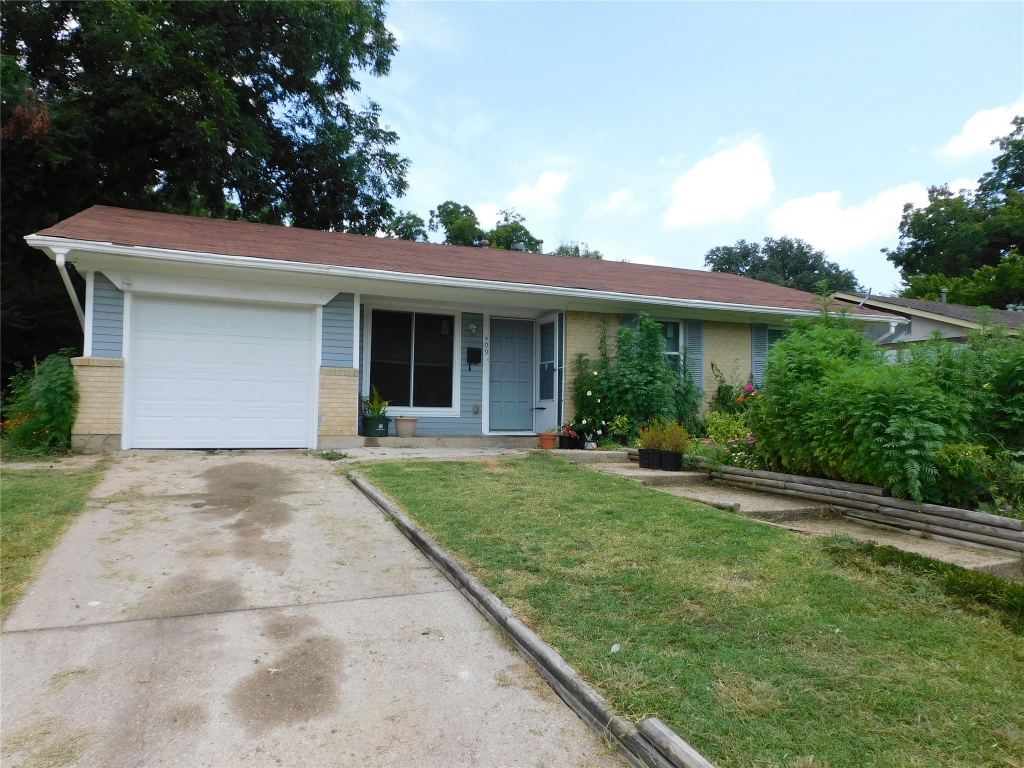 409 W Vista Drive, Garland, TX 75041 — photo 1
