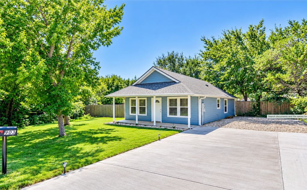 903 Comanche Cove Drive, Granbury, TX 76048 — photo 1