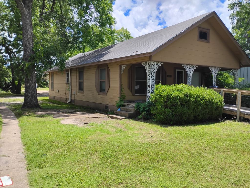 624 W Morton Street, Denison, TX 75020 — photo 1