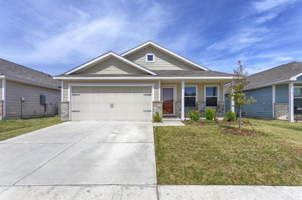 322 Ashbrook Way, Princeton, TX 75407 — photo 1