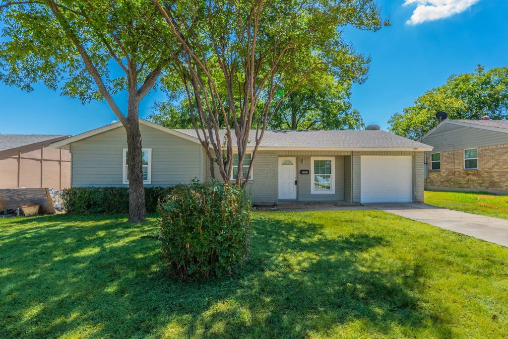 4646 Ridgepoint Drive, Dallas, TX 75211 — photo 1