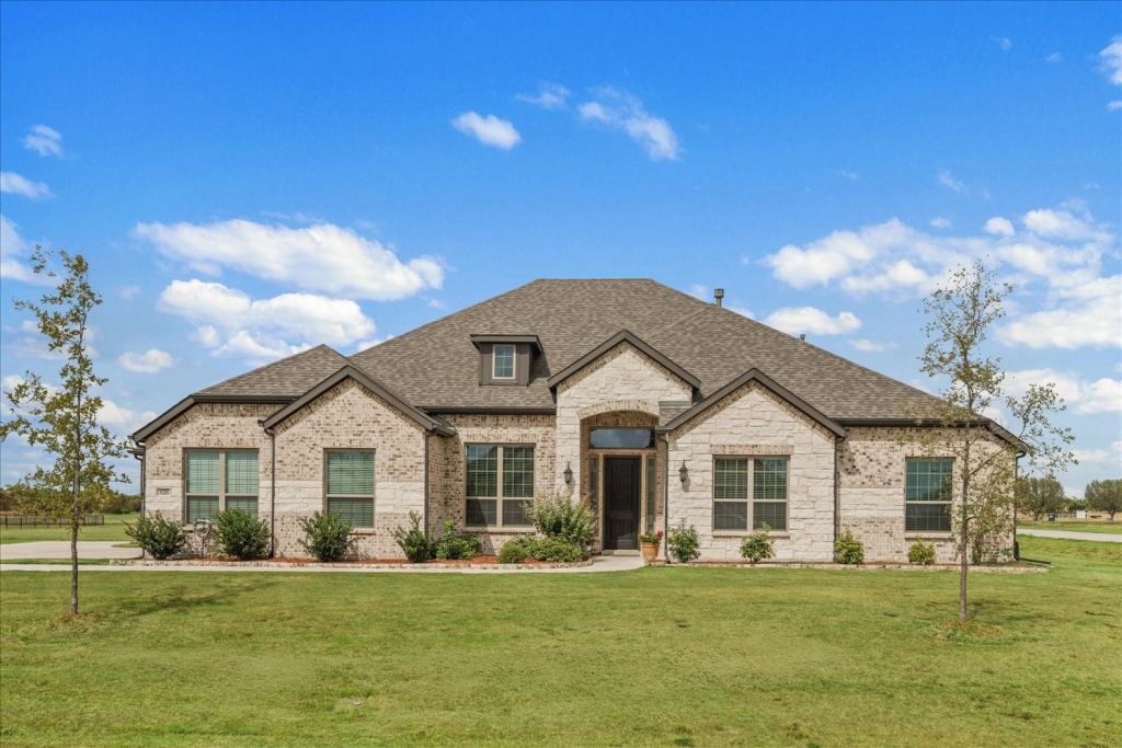 8200 Honeywell Avenue, Greenville, TX 75402 — photo 1