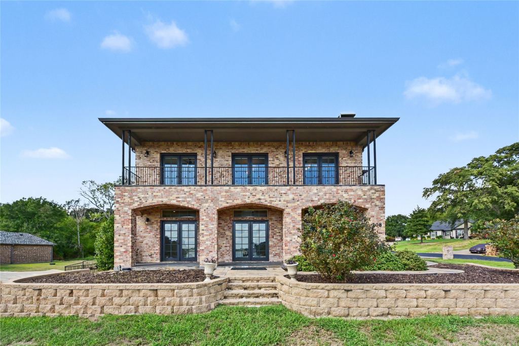 208 Cape Shore Drive, Mabank, TX 75143 — photo 1