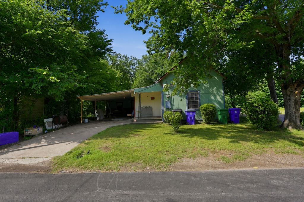 916 Turner Street, Waco, TX 76704 — photo 1