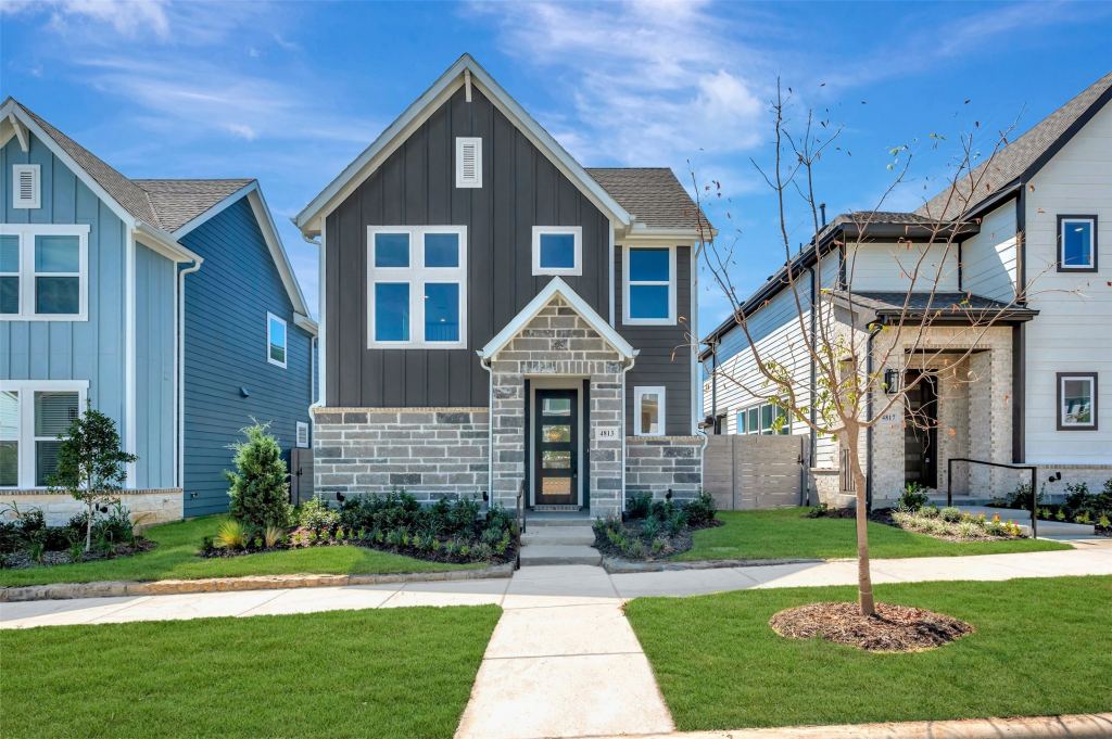 4813 Maxwell Drive, McKinney, TX 75071 — photo 1