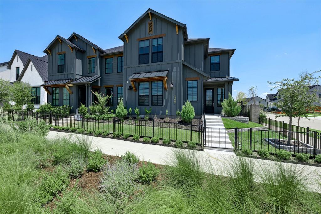 13603 Dalewood Mews