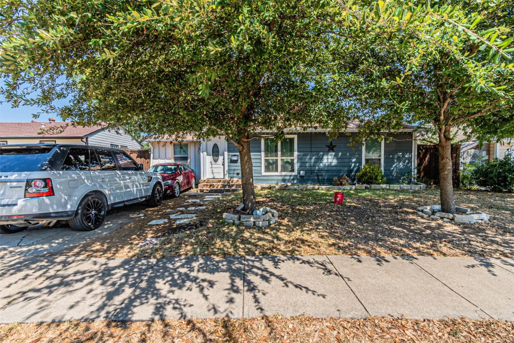 305 Chandler Drive, Garland, TX 75040 — photo 1
