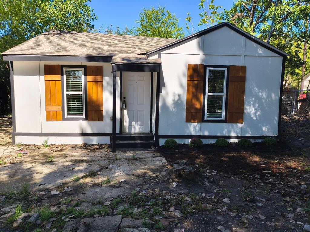 105 Short Street, Farmersville, TX 75442 — photo 1