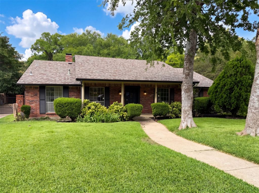 722 S Forest Lane, Duncanville, TX 75116 — photo 1