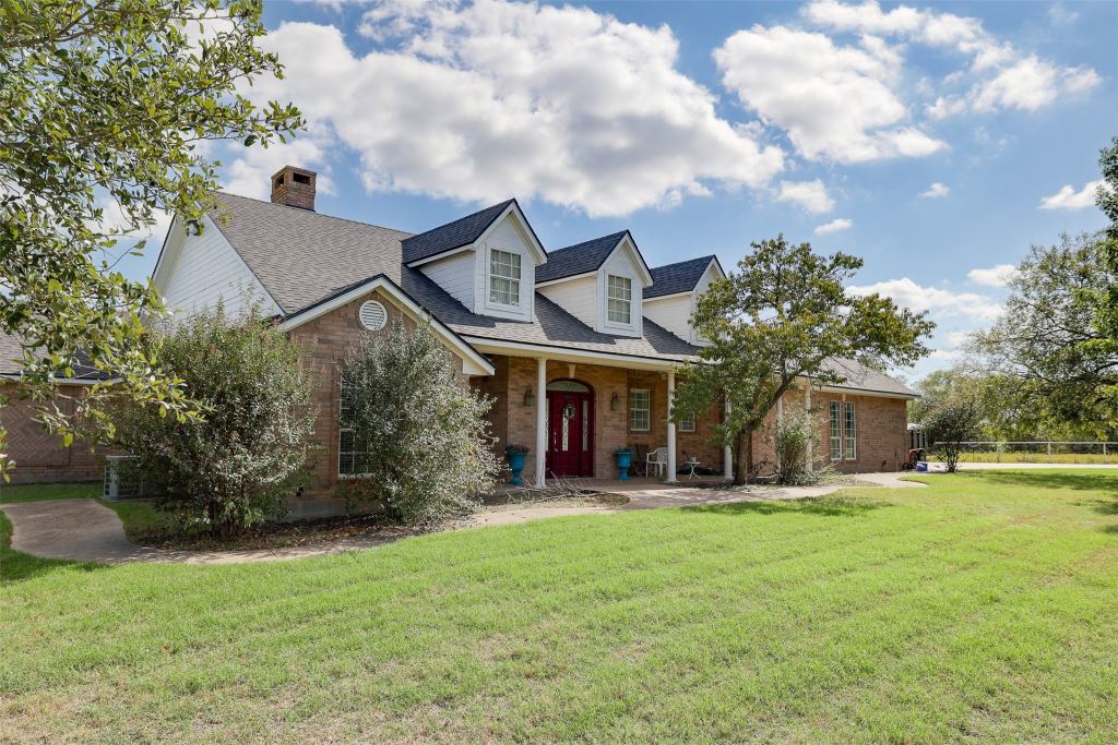 9901 Oak Grove Road, Fort Worth, TX 76140 — photo 1
