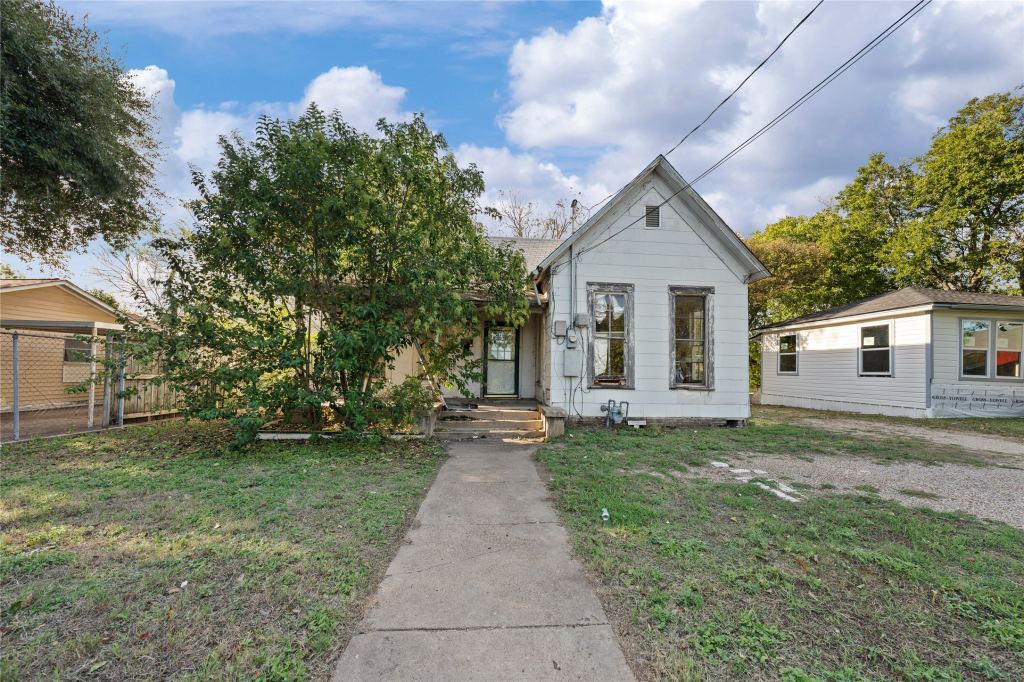 2225 Ross Avenue, Waco, TX 76706 — photo 1