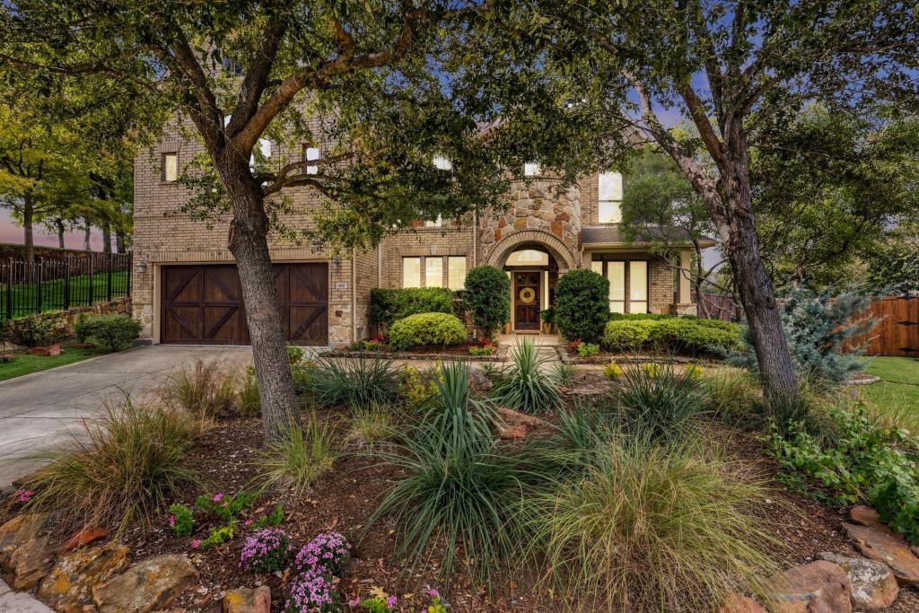 405 James Herndon Trail
