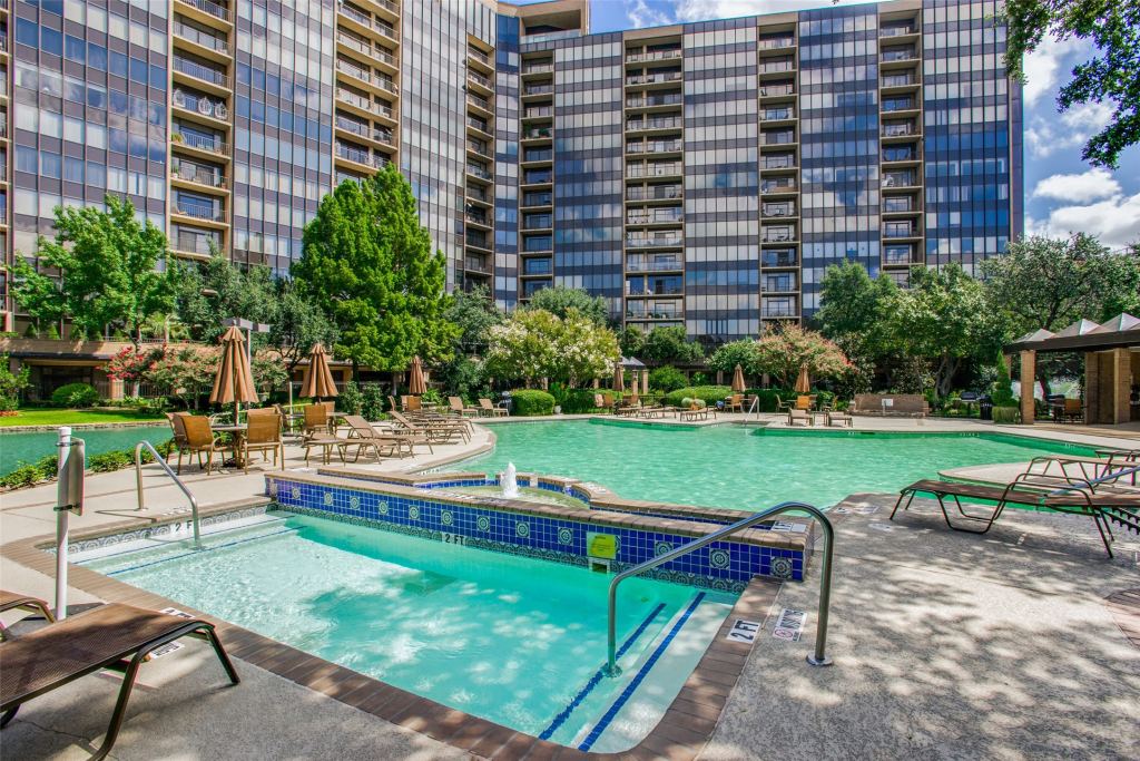 5200 Keller Springs Road 522, Dallas, TX 75248 — photo 1