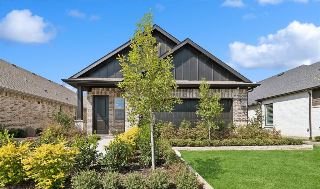911 Sagebrush Trail, Sherman, TX 75092 — photo 1