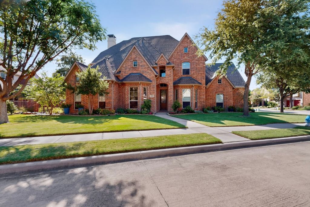 20 Glistening Pond Drive, Frisco, TX 75034 — photo 1