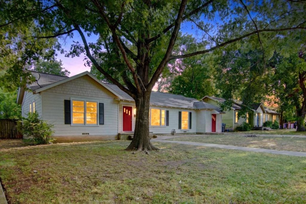 4108 Austin Avenue, Waco, TX 76710 — photo 1
