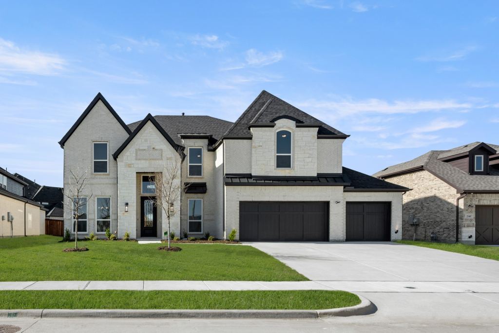 2544 Baypoint Drive, Grand Prairie, TX 75054 — photo 1