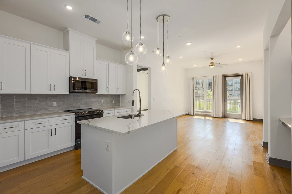 2700 Old Denton Road 1044, Carrollton, TX 75007 — photo 1