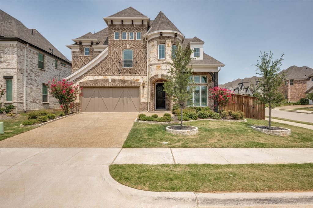 1935 Stamp Road, Irving, TX 75062 — photo 1