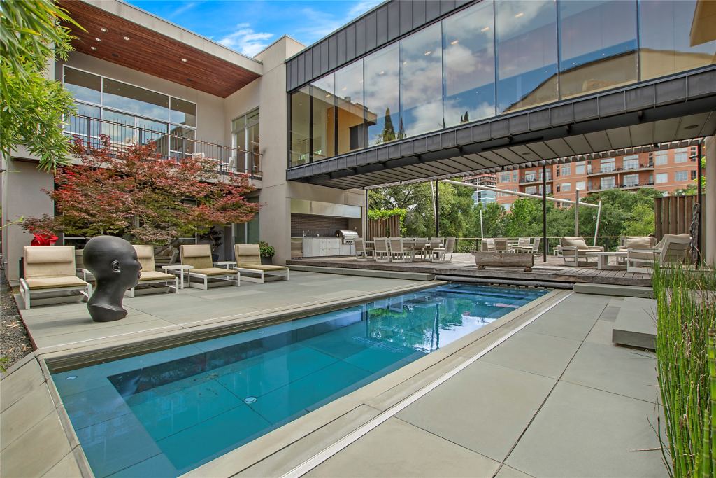 2913 Sale Street, Dallas, TX 75219 — photo 1