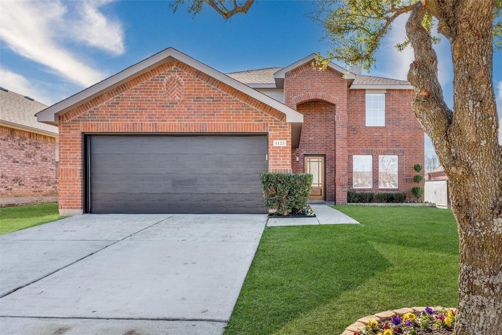 1123 Caroline Drive, Princeton, TX 75407 — photo 1
