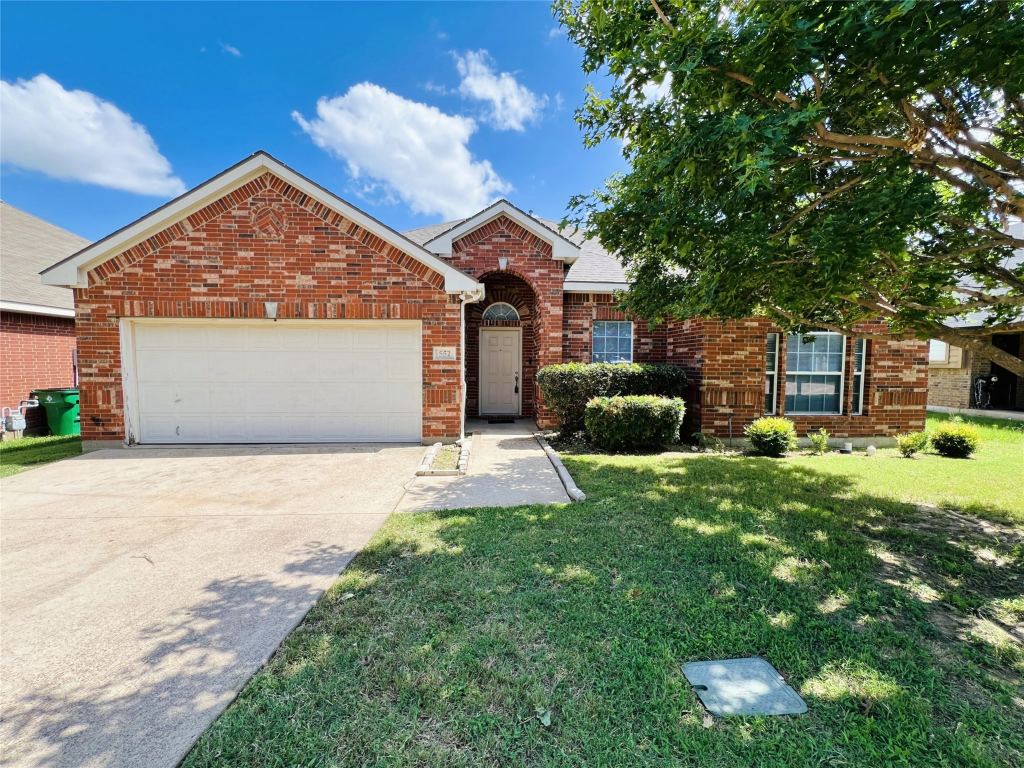 552 Kerry Street, Crowley, TX 76036 — photo 1