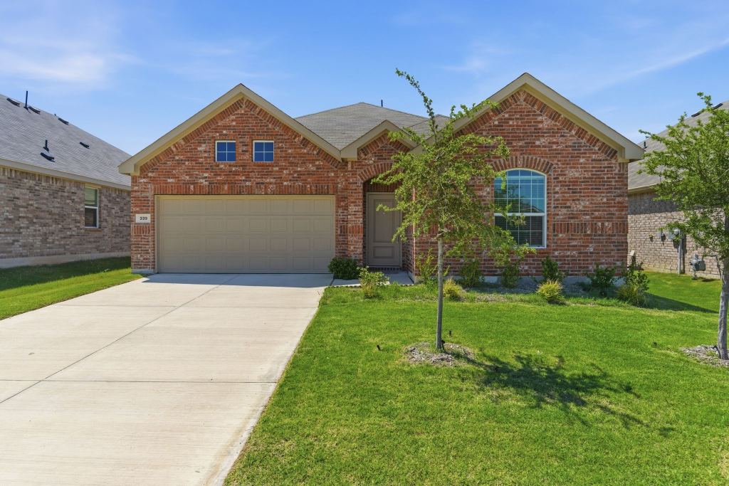 339 Texas Trail, Justin, TX 76247 — photo 1