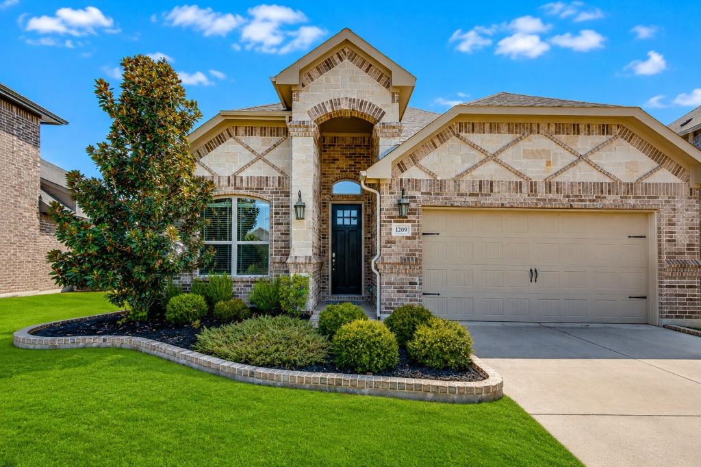 1209 Rushmore Drive