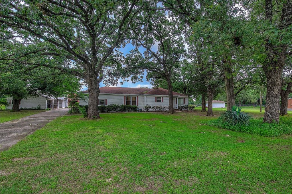 7209 Hackberry Drive, Greenville, TX 75402 — photo 1