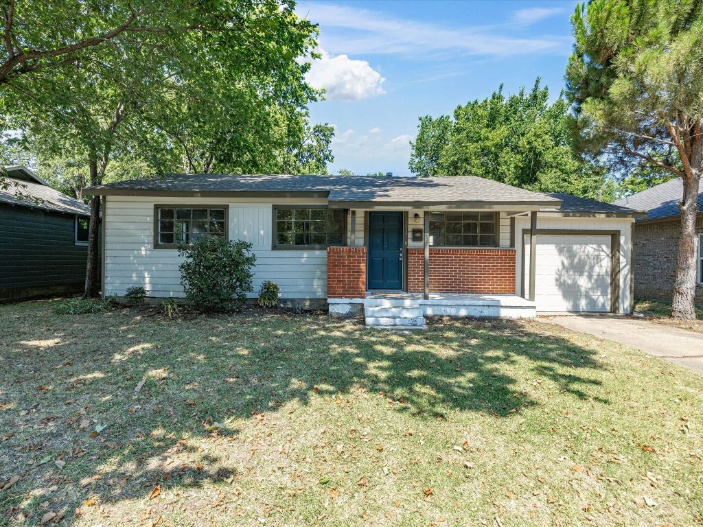 1314 Bennett Drive, Arlington, TX 76013 — photo 1