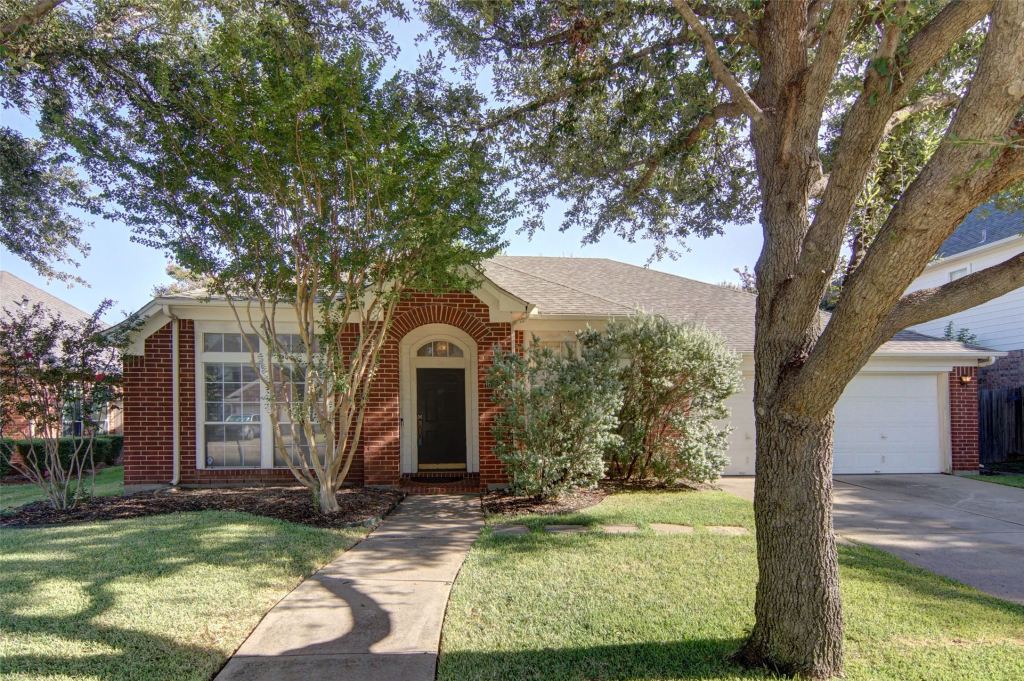6928 Spring Valley Way, Fort Worth, TX 76132 — photo 1