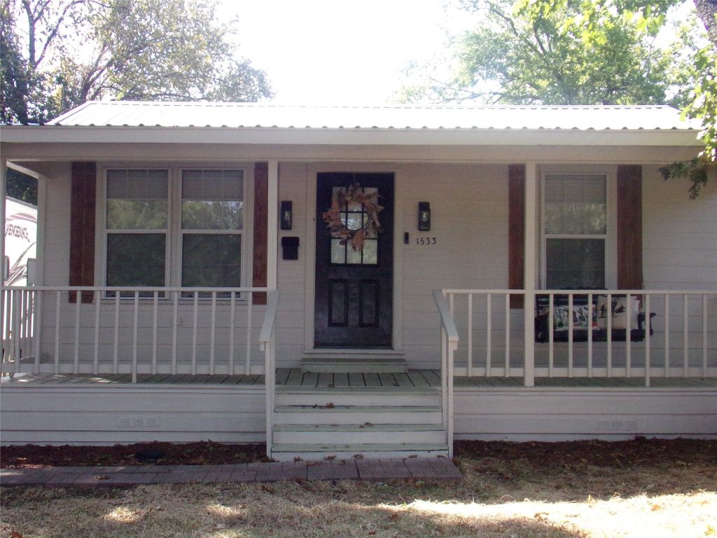 1533 W 6th Street, Corsicana, TX 75110 — photo 1
