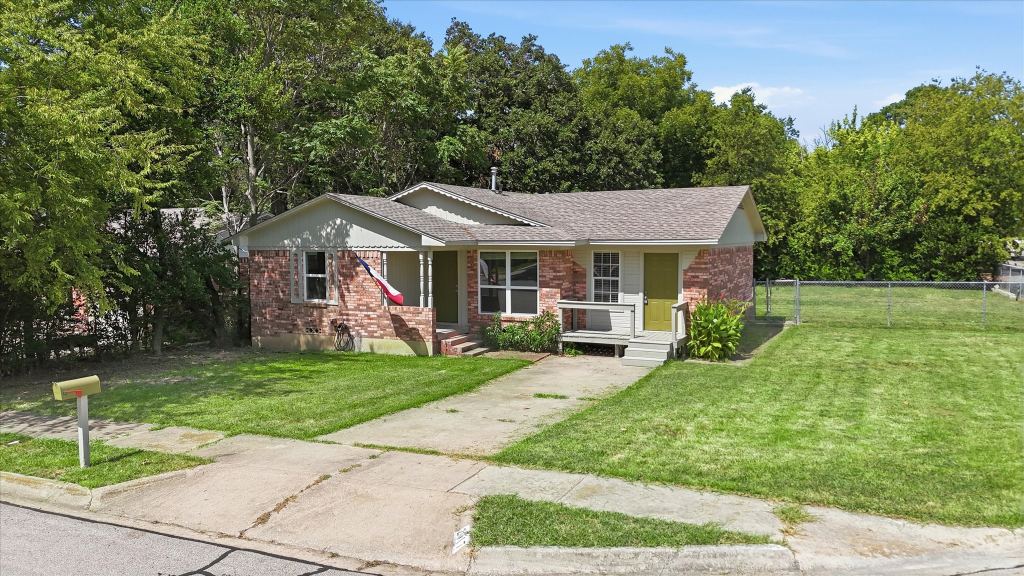 2017 Shawnee Street, Denton, TX 76209 — photo 1