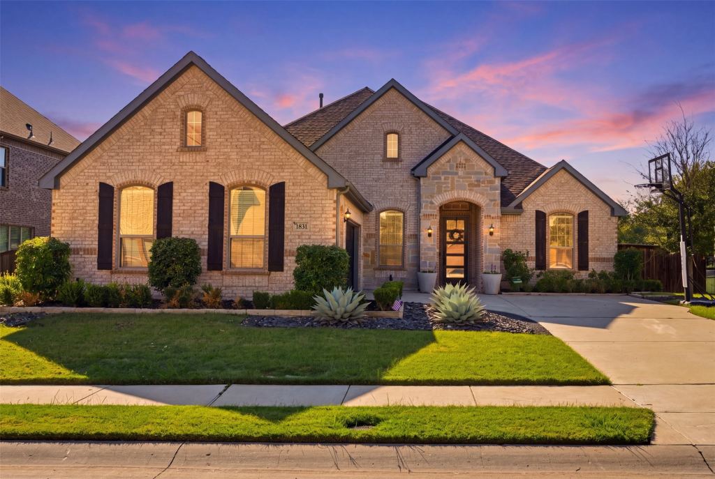 1831 Hainsworth Drive, Rockwall, TX 75087 — photo 1