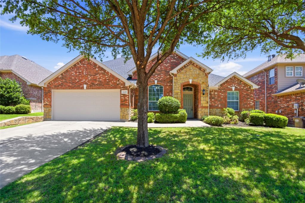 3229 Horizons Drive, Little Elm, TX 75068 — photo 1