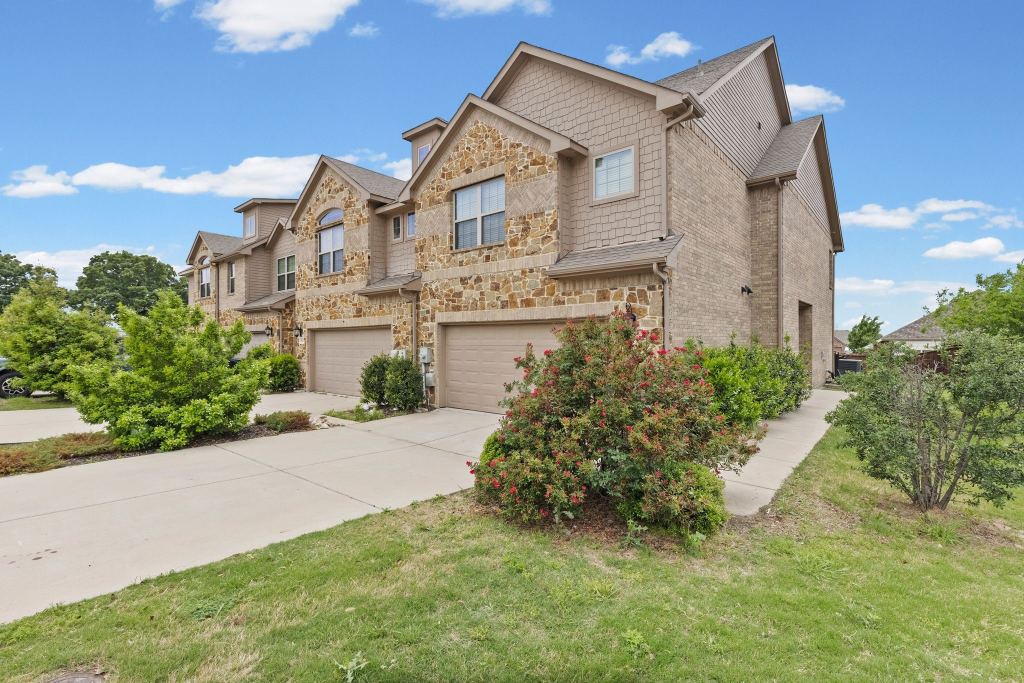 6817 Jade Drive, Greenville, TX 75402 — photo 1