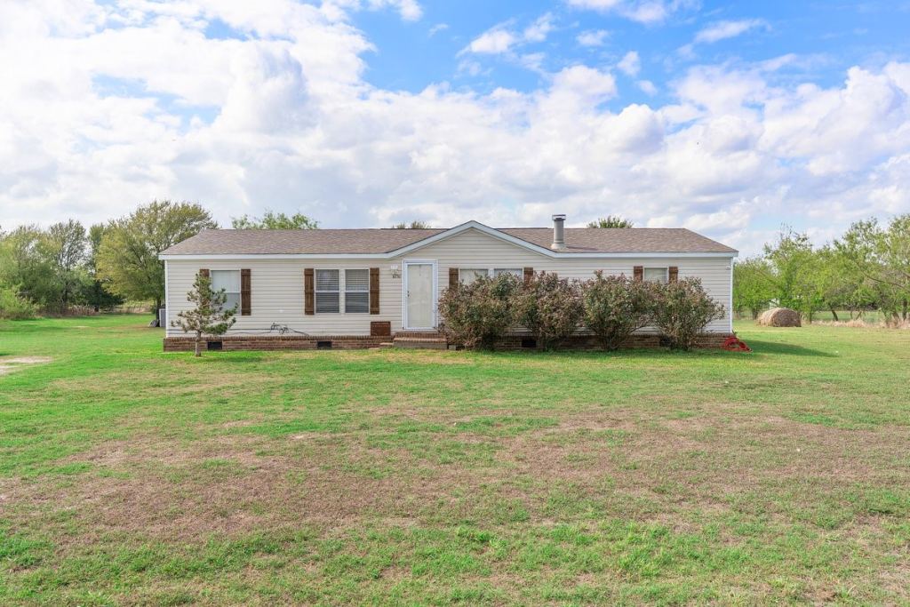 6210 Armadillo Drive, Kemp, TX 75143 — photo 1