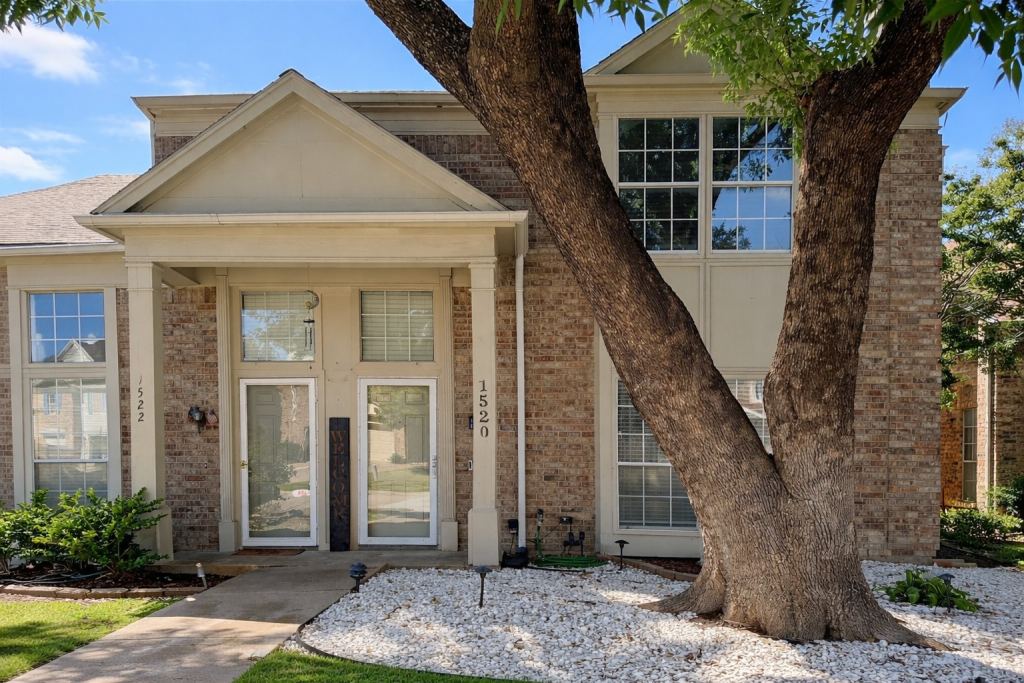 1520 Beach Lane, Arlington, TX 76014 — photo 1